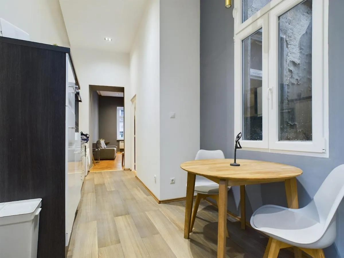 Gray Stylish Central Apartment Budapest